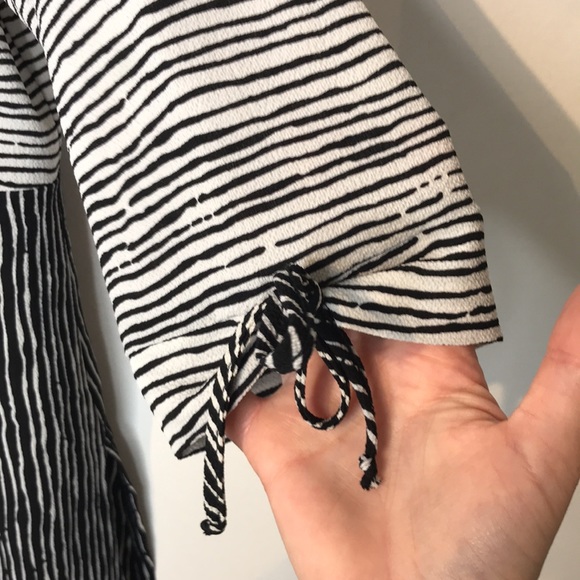 Mix Stripes made in Canada tunic buttons shirt - Picture 4 of 8